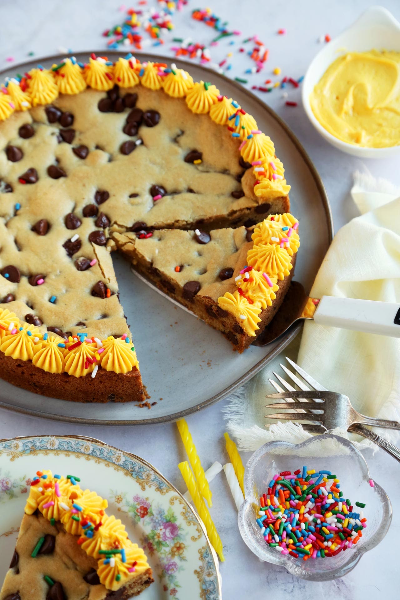 Chocolate Chip Cookie Cake – Pleasure the Baker