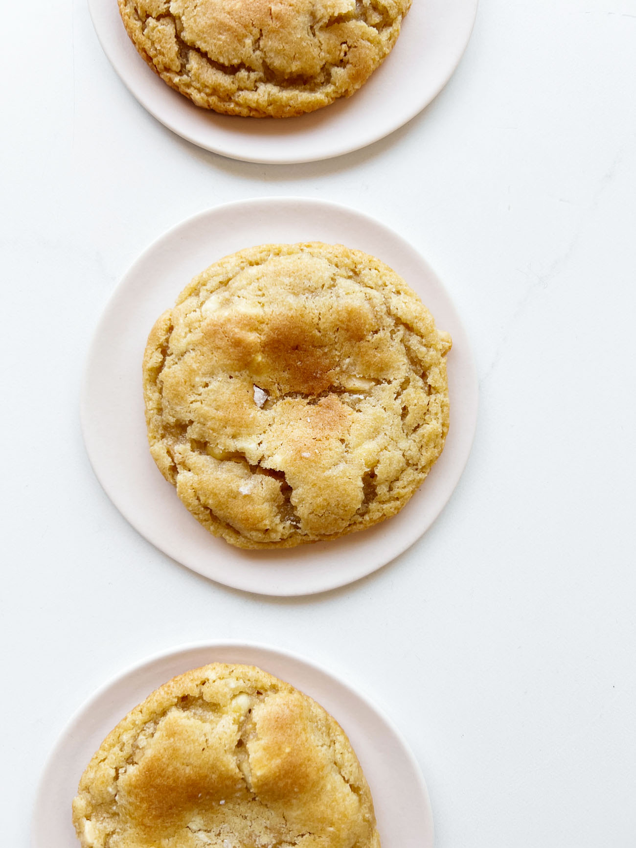 Best White Chocolate Macadamia Nut Cookies| Sarah Kieffer