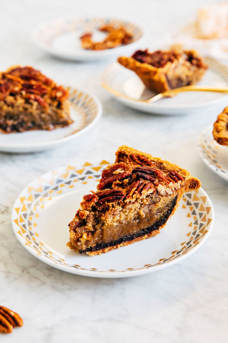 Black Bottom Chocolate Pecan Pie » Hummingbird Extreme